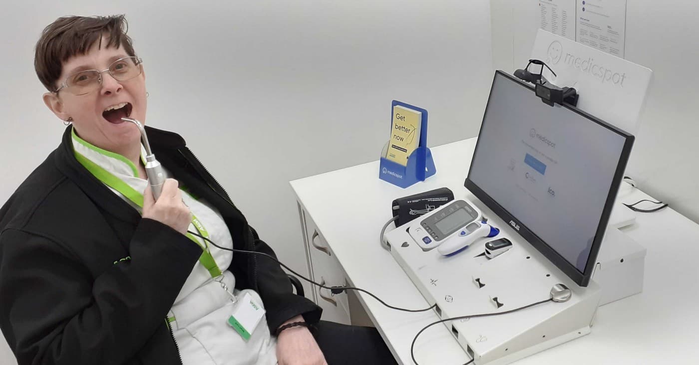 The Medicspot station includes a blood pressure monitor, contactless thermometer, pulse oximeter, close examination camera and stethoscope.
